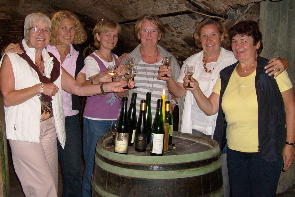 Weinprobe im Gewölbekeller